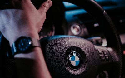 Conduire une BMW: comment faire? Les astuces pour financer votre nouvelle voiture